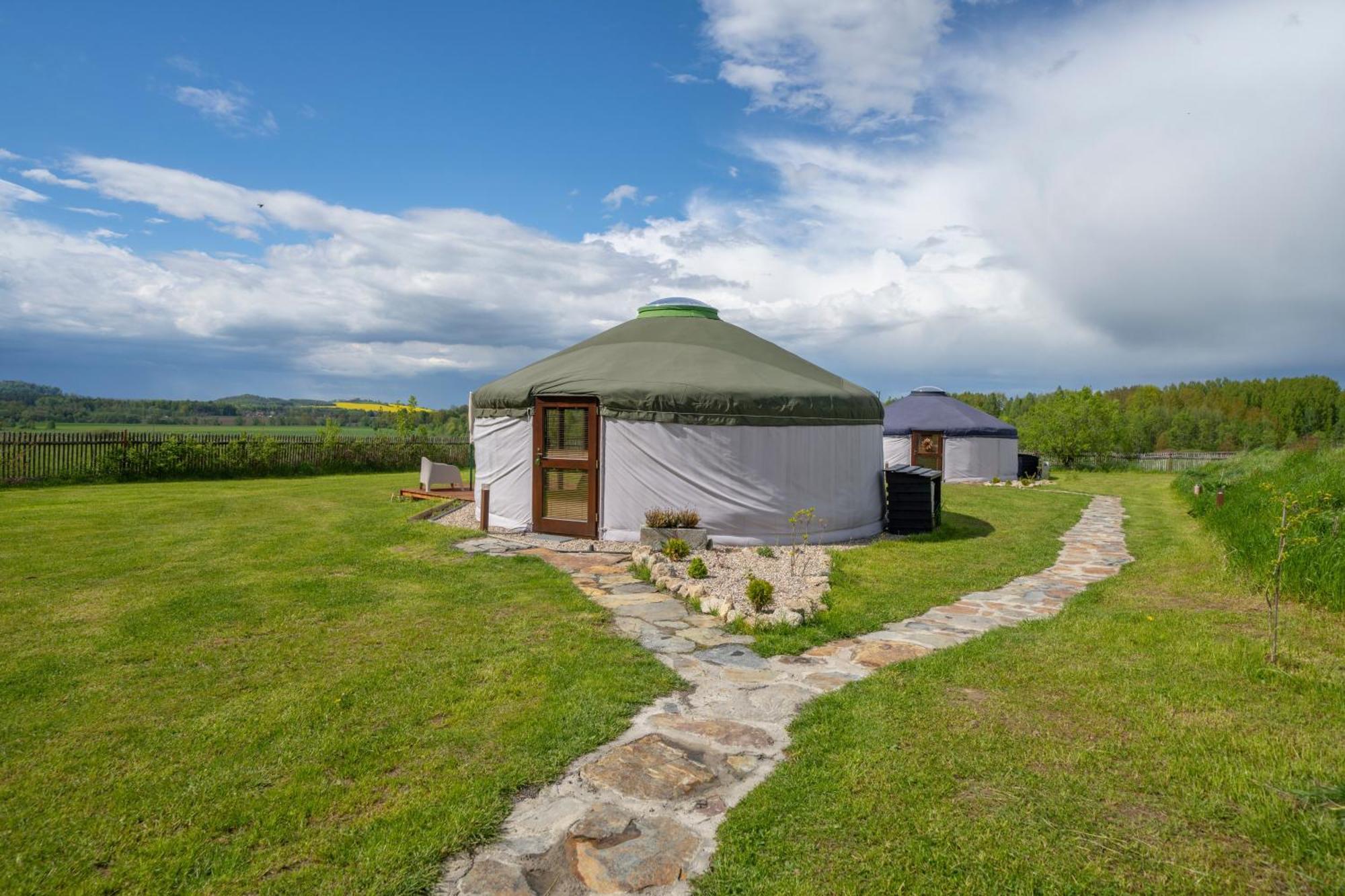Dom W Domu - Izera Glamping Bed & Breakfast Gajowka  Rom bilde