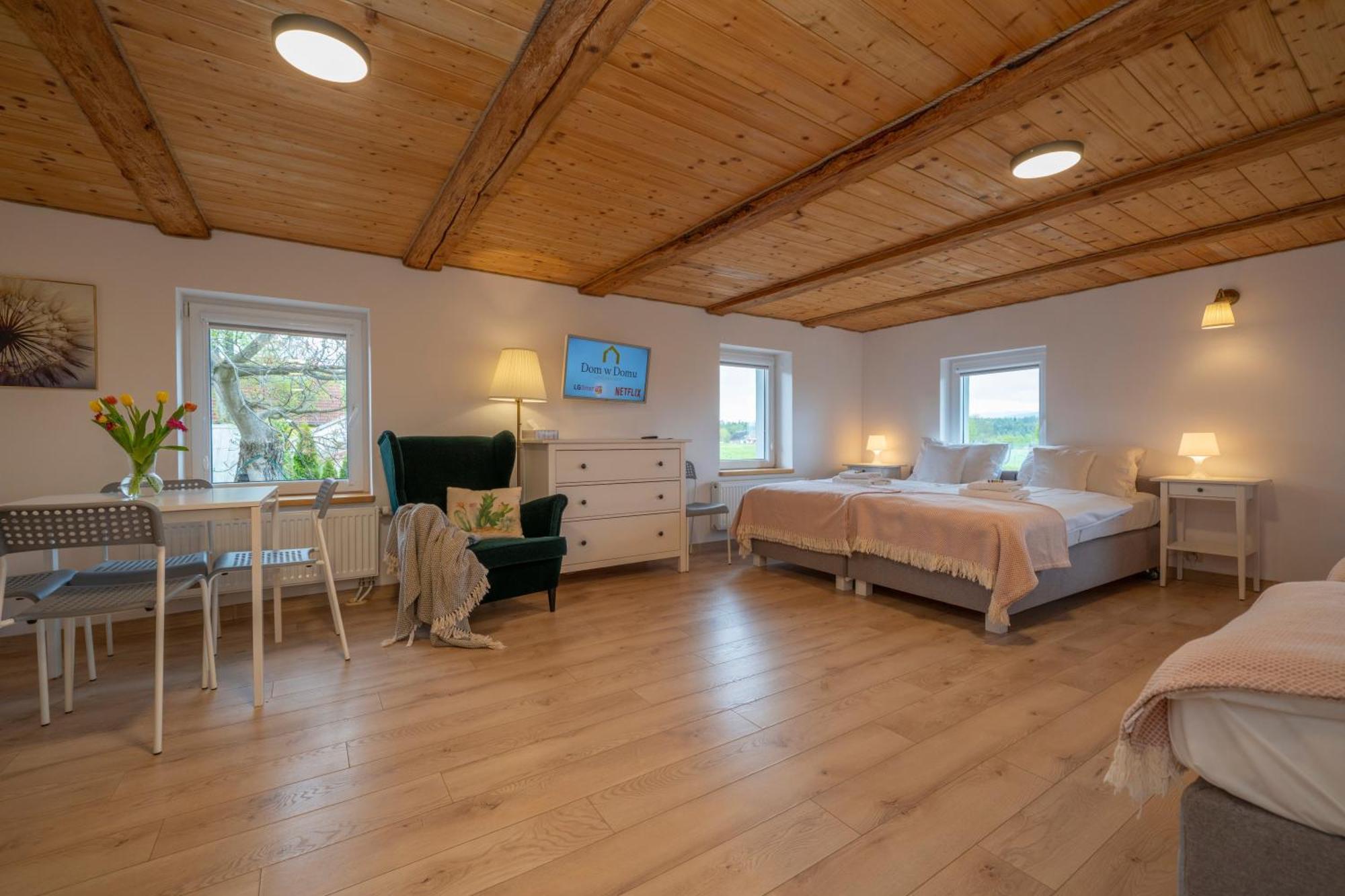 Dom W Domu - Izera Glamping Bed & Breakfast Gajowka  Rom bilde